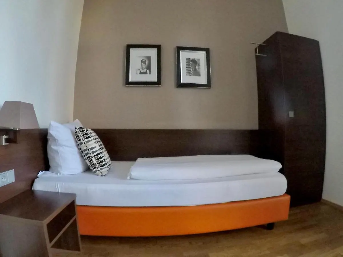 ***  Das Steeps Ihr Brauhaus Und Hotel Colonia Germania